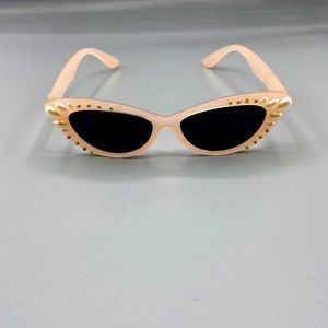 Fashion Fun Sunglasses Pearl and Crystal accent